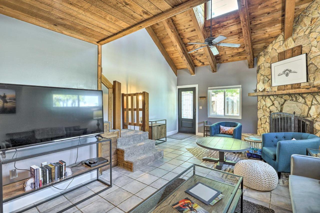 Cape Canaveral Home With Balcony Walk To Beach Bagian luar foto